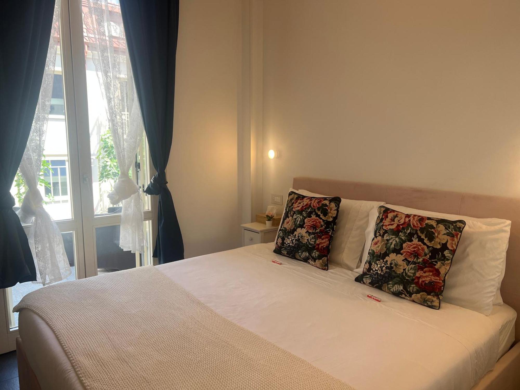 Regina Milano In Melegnano - Wifi, Breakfast Box And Terrace Apartamento Exterior foto